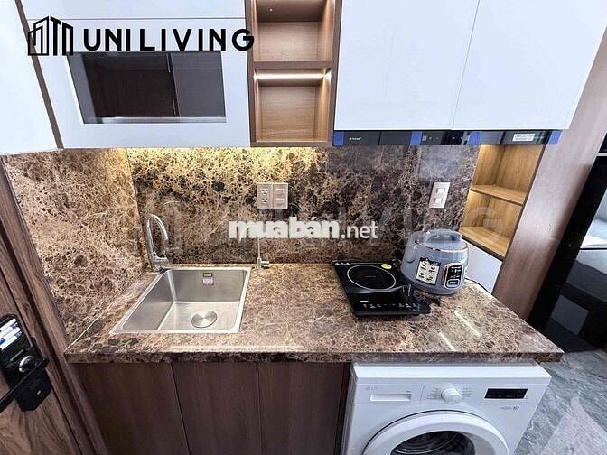 STUDIO CỬA SỔ TRỜI FULL NỘI THẤT MÁY GIẶT RIÊNG NGAY TRUNG TÂM ĐI Q1