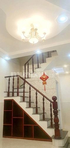 Nhà mới 3PN Dương Bá Trạc P2Q8 khu buôn bán tại nhà đượ