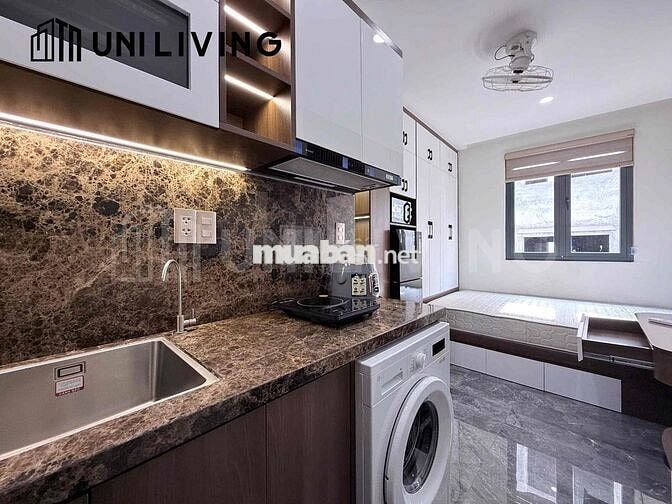 STUDIO CỬA SỔ TRỜI FULL NỘI THẤT MÁY GIẶT RIÊNG NGAY TRUNG TÂM ĐI Q1