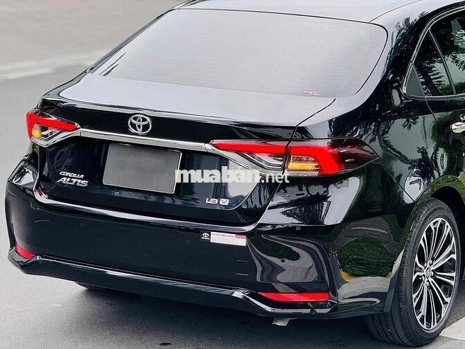 Toyota Corolla Altis 2022 1.8V 20.000km Đen