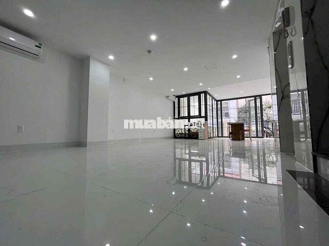 MẶT BẰNG TRỆT 6 *15M ĐẸP NGAY LÝ PHỤC MAN Q7, KD ĐA NGÀNH GYM, SPA, VP