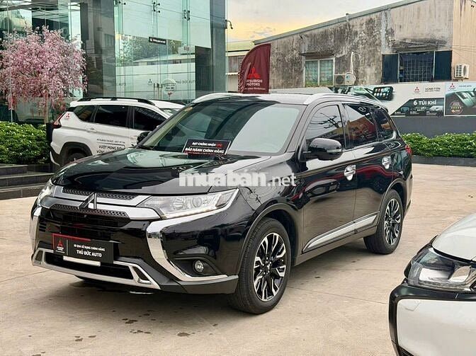 Mitsubishi Outlander 2021 Đen, xe mới keng rất đẹp