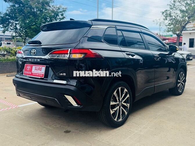 Toyota Cross 1.8V 2024 Đen
