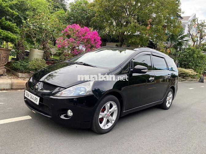 Gia đình đổi xe cần bán Mitsubishi Grandis 2009