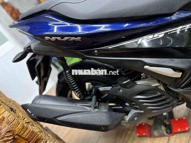 Yamaha NVX 125VVA phanh ABS, khoá smartkey
