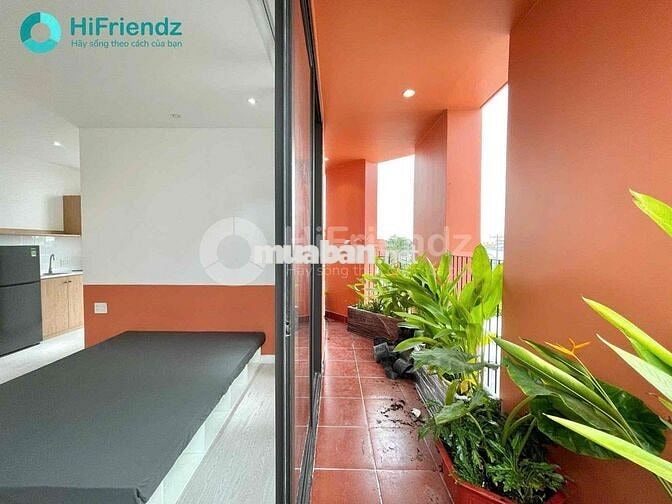 STUDIO NGAY CẦU SẮT NGUYỄN THÁI MỚI TOANH 100%