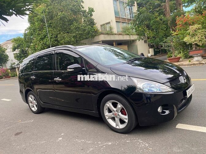 Gia đình đổi xe cần bán Mitsubishi Grandis 2009