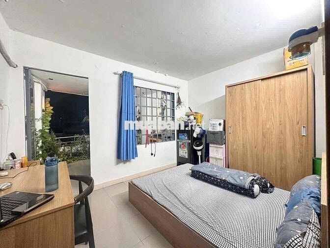 CHO THUÊ PHÒNG TÁCH BẾP, BAN CÔNG LỚN,GẦN CẦU PHÚ MỸ ( ƯU ĐÃI 1-2 TR )