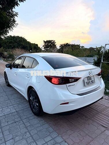 Mazda 3 2016 1.5 AT 136.000 km Trắng