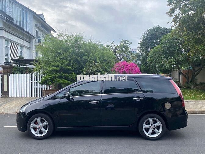 Gia đình đổi xe cần bán Mitsubishi Grandis 2009