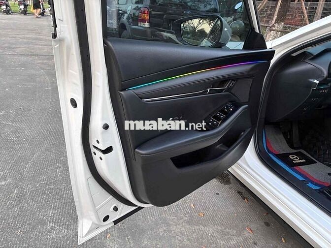 Mazda 2015-2025 , Cần thu