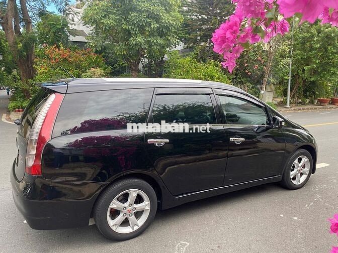 Gia đình đổi xe cần bán Mitsubishi Grandis 2009