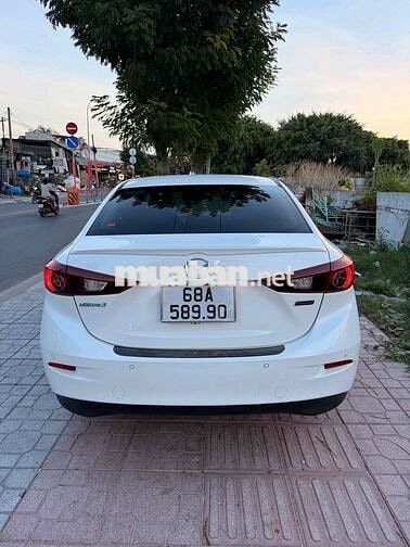 Mazda 3 2016 1.5 AT 136.000 km Trắng