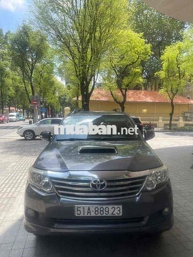 Em bán Toyota Fortuner 2014 Dầu - đẹp vô đối