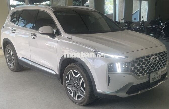 Hyundai Santa Fe 2024 Trắng 20.000 km