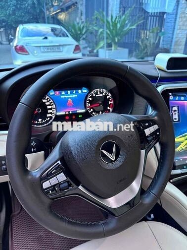 Vinfast Lux A 2.0 Turbo Premium Trắng/Kem Siêu Đẹp