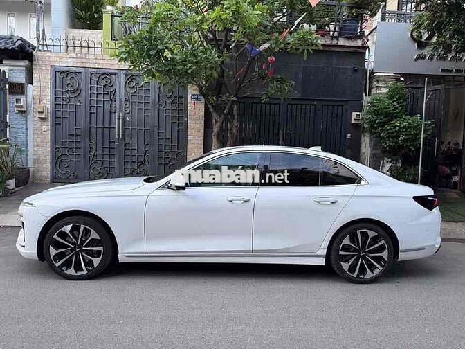 Vinfast Lux A 2.0 Turbo Premium Trắng/Kem Siêu Đẹp