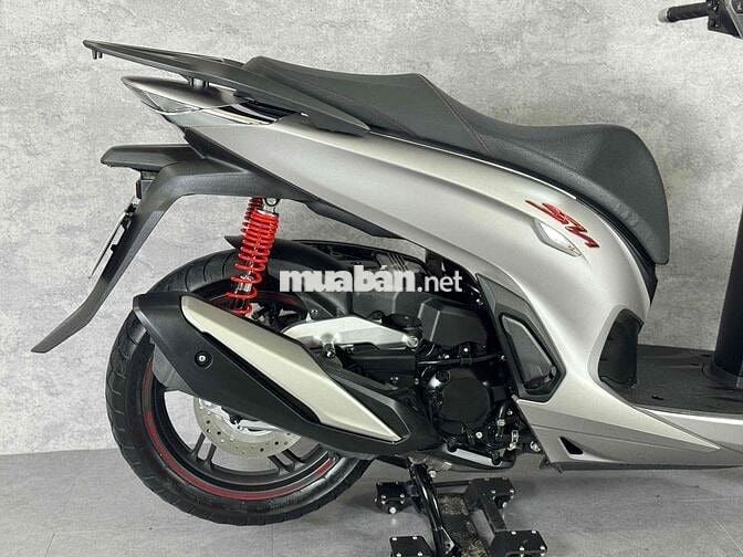Honda SH 350i 2024 Bạc nhám