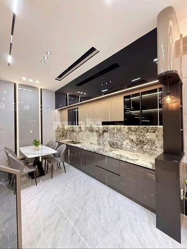 Cần bán gấp căn nhà Thủ Dầu Một, Bình Dương. Nhà mới, pháp lý rõ ràng.