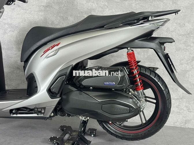 Honda SH 350i 2024 Bạc nhám