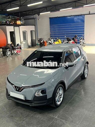 Xe điện VinFast VF5 Xám