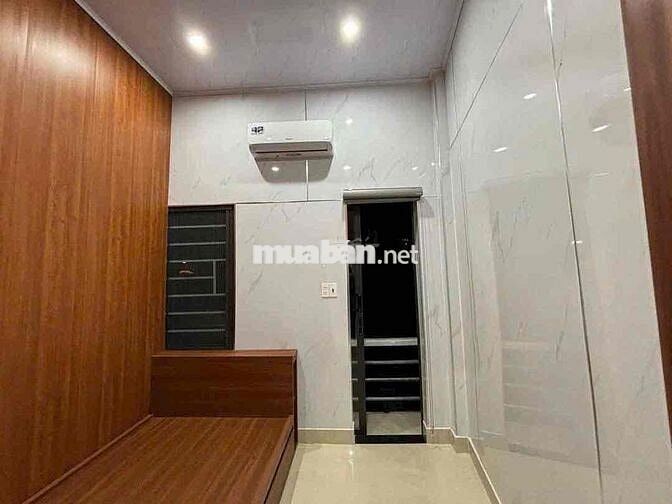 Cho thuê căn hộ mặt tiền Phan Châu Trinh-Hải Châu, full nội thất