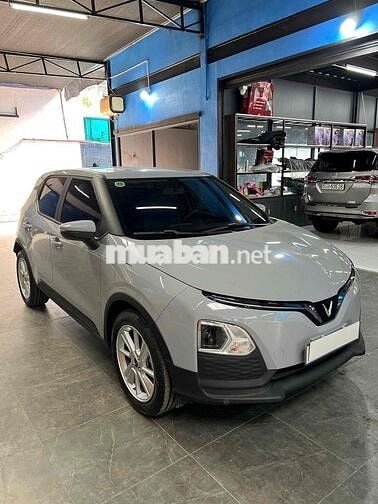 Xe điện VinFast VF5 Xám