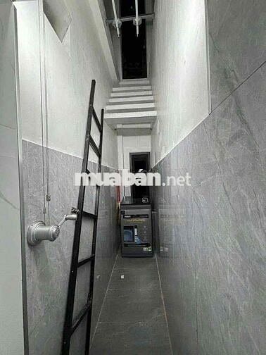 Cho thuê căn hộ mặt tiền Phan Châu Trinh-Hải Châu, full nội thất