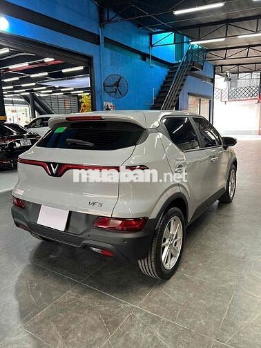 Xe điện VinFast VF5 Xám