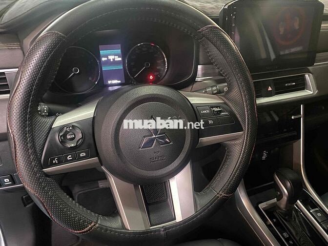 Mitsubishi Xpander Premium 2025 11200 km Trắng