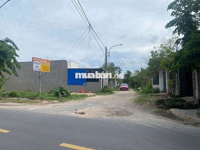 Bán gấp đất ngay Khu Công Nghiệp A,A1