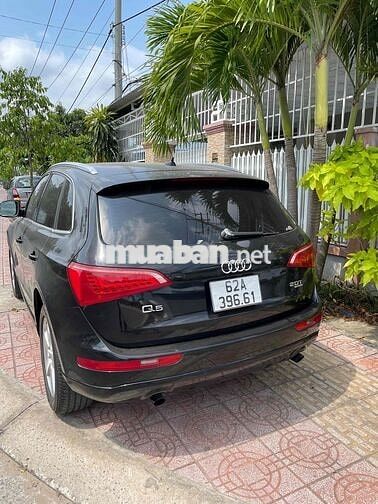 Audi Q5 màu Đen