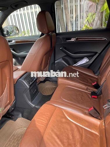 Audi Q5 màu Đen