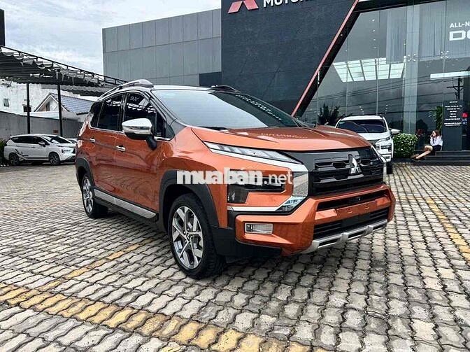 Mitsubishi Xpander Cross 2023 Cam/Đen