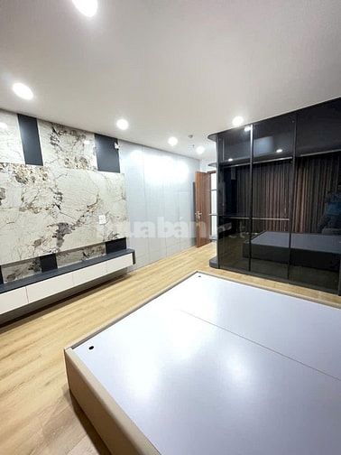 Chính chủ bán nhà xây mới mặt ngõ 254 đường Tam Trinh, ô tô vào nhà,