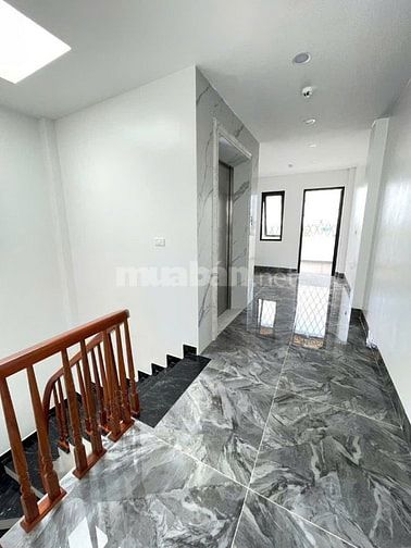Chính chủ bán nhà xây mới mặt ngõ 254 đường Tam Trinh, ô tô vào nhà,