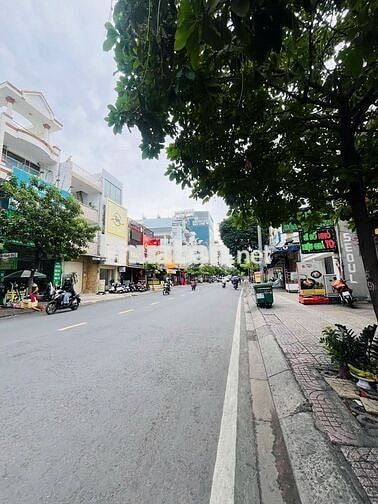 CHO THUÊ NHÀ MẶT TIỀN ĐƯỜNG TÂN SƠN NHÌ 4X22M CẤP 4 TRỐNG SUỐT