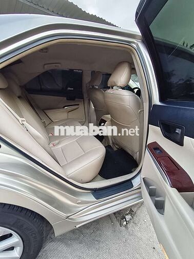 Toyota Camry 2013 2.0 Vàng cát