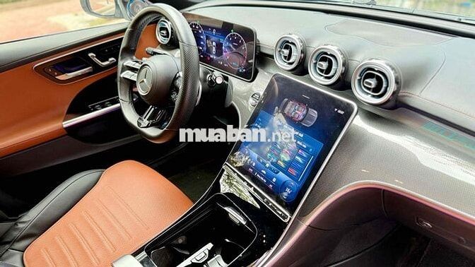 Mercedes-Benz C300 AMG 2021 Trắng