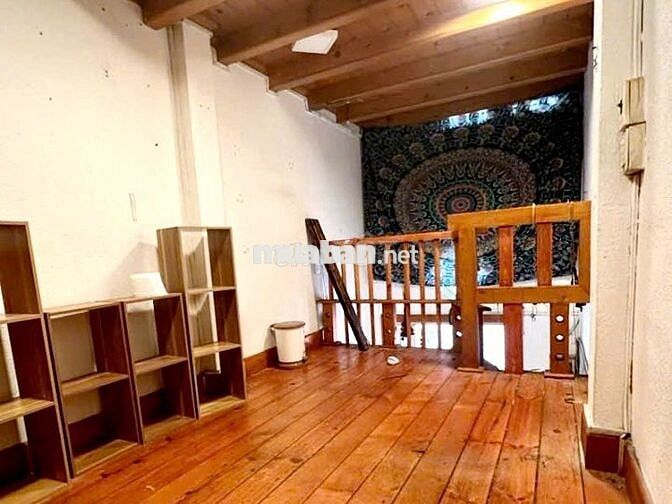 Nhà thuê phong cách vintage 2 phòng ngủ hẻm Phan Xích LonG