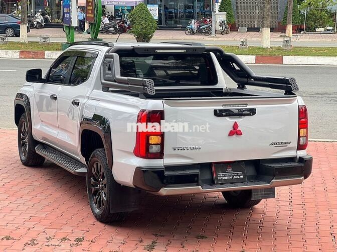 Mitsubishi Triton Athlete 2024 64.000 km