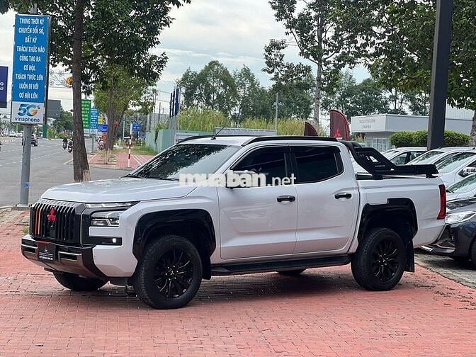 Mitsubishi Triton Athlete 2024 64.000 km