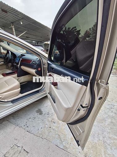 Toyota Camry 2013 2.0 Vàng cát