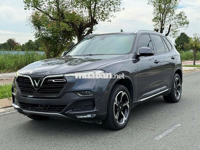 VinFast Lux SA 2.0 2022 Xám 52.000 km-XE SIÊU ĐẸP