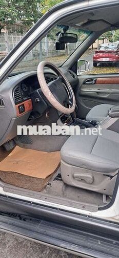 SsangYong Musso 2004 Trắng