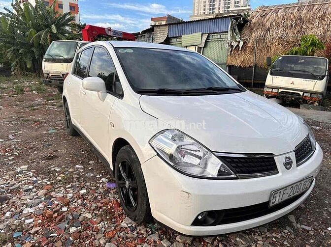 Nissan Tiida 2007 tu động