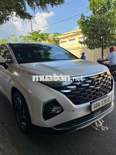 Hyundai Custin 2.0Turbo Odo 30.139 km Đk 2/2024