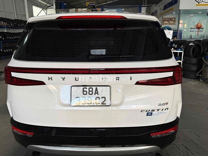 Hyundai Custin 2.0Turbo Odo 30.139 km Đk 2/2024