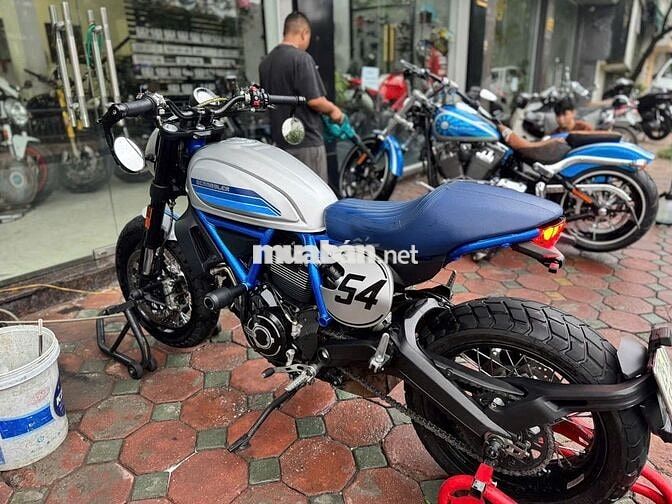 Ducati Scrambler Cafe Racer 2019 Bạc Xanh