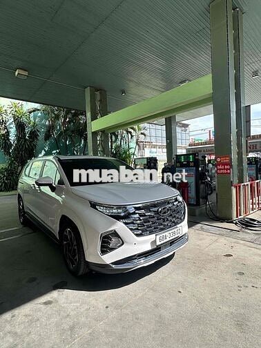 Hyundai Custin 2.0Turbo Odo 30.139 km Đk 2/2024
